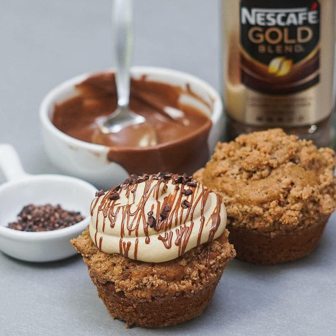 Coffee Streusel Muffins via @eatahfood