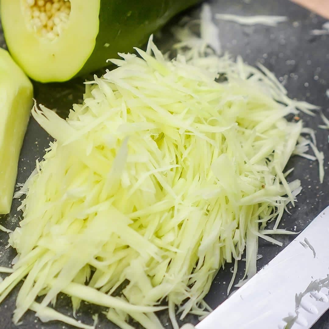 green pawpaw salad