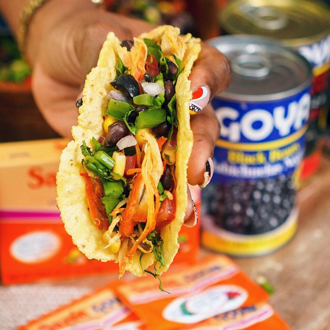 Shredded Chicken Tacos via @eatahfood