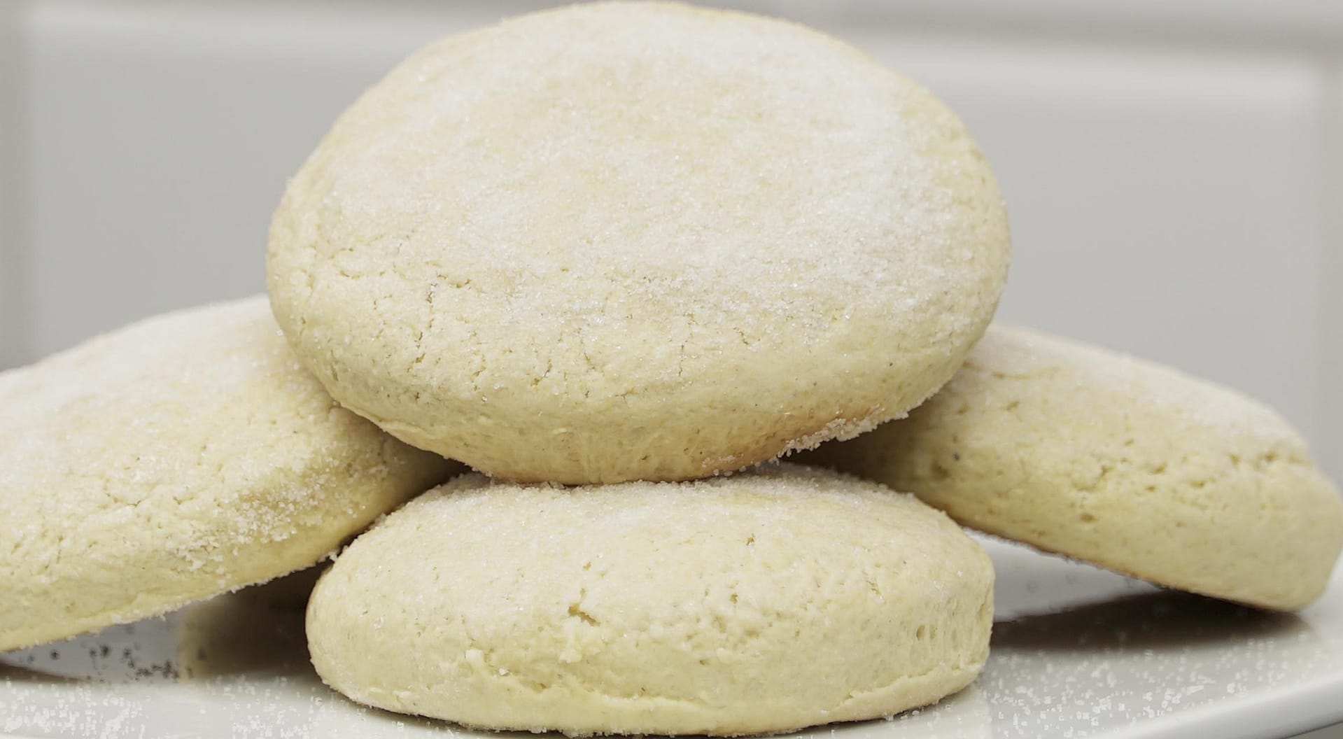 Biscuit Cake via @eatahfood