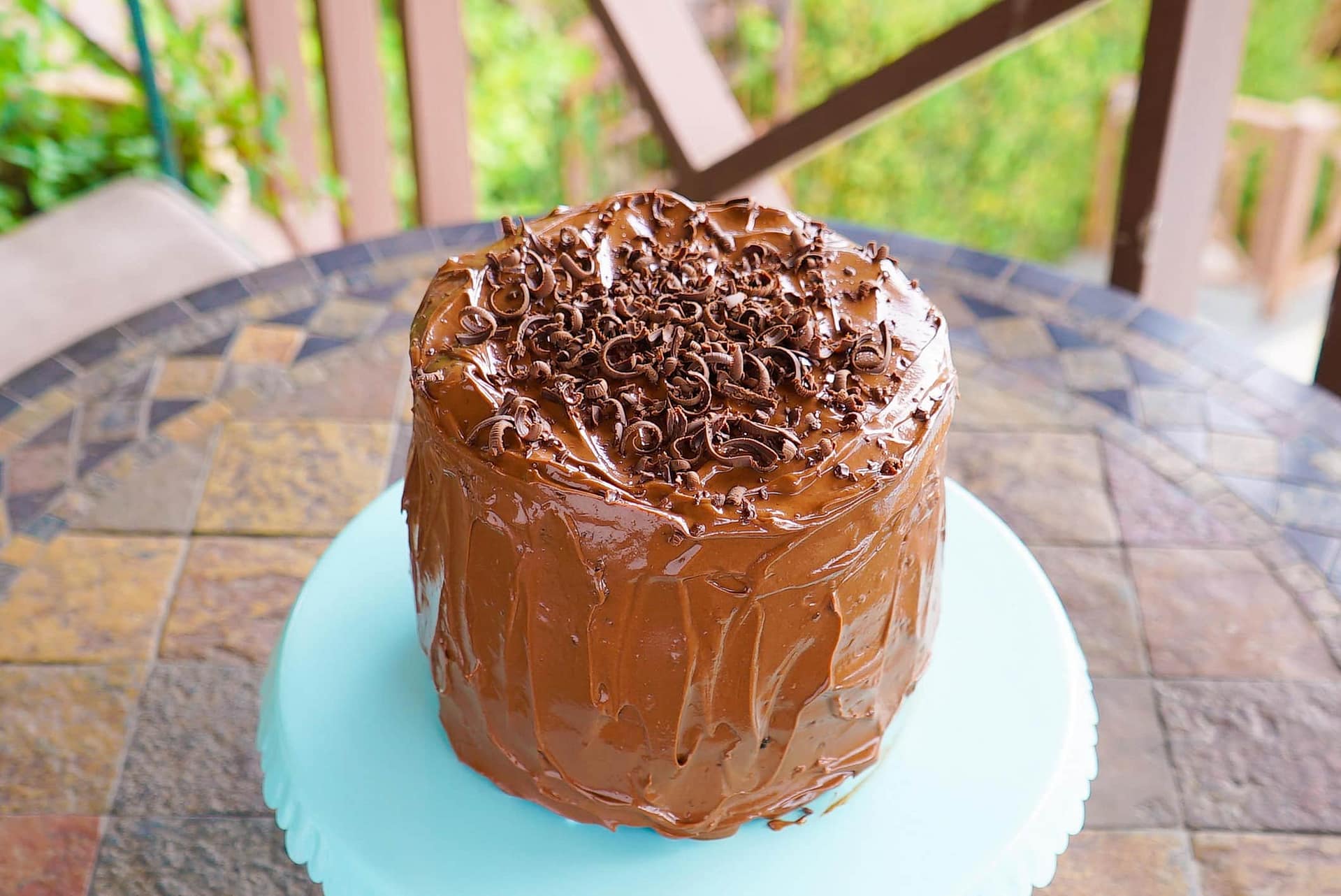 Flawless Chocolate Cake via @eatahfood