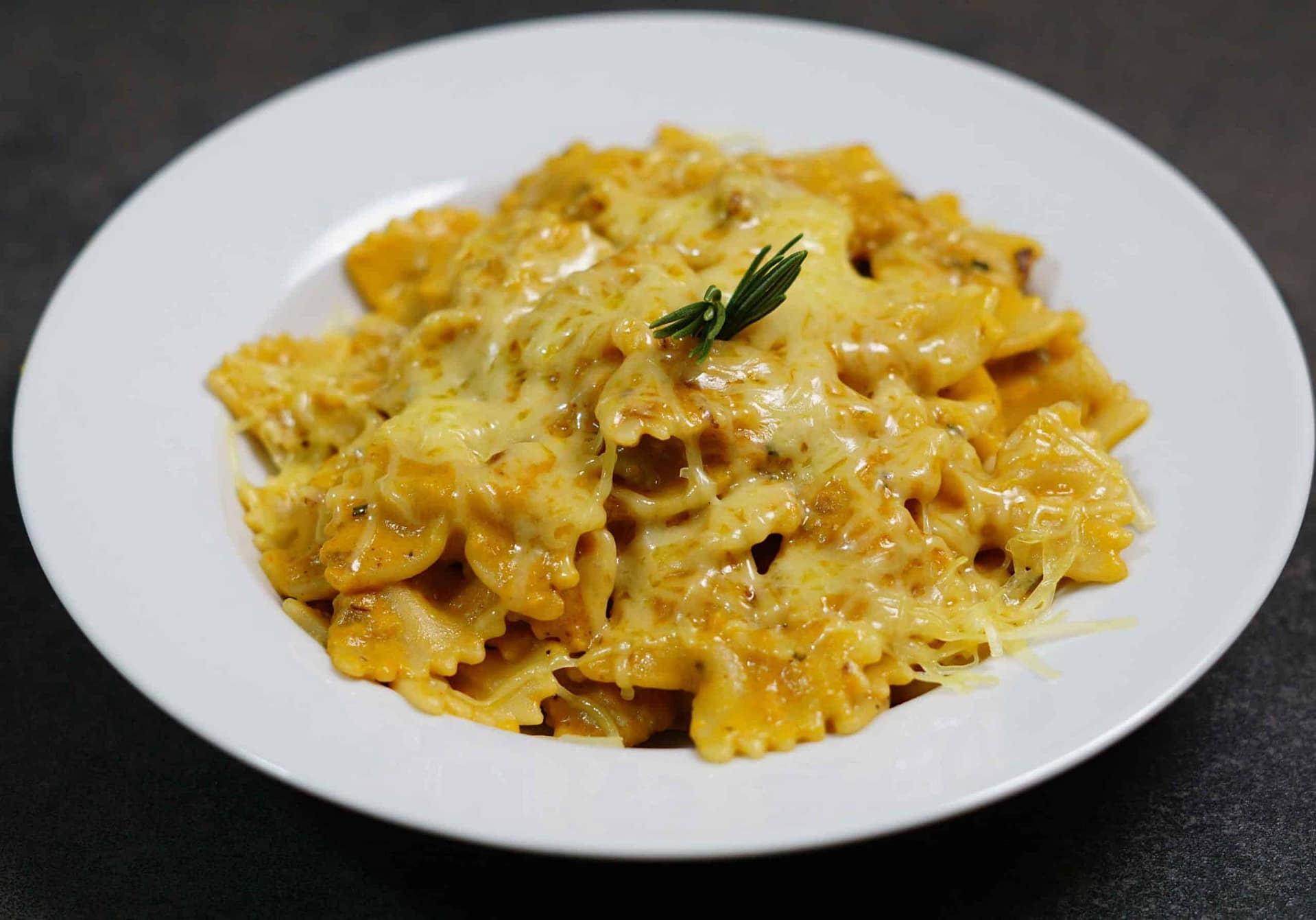 Pasta In Roasted Pumpkin Sauce