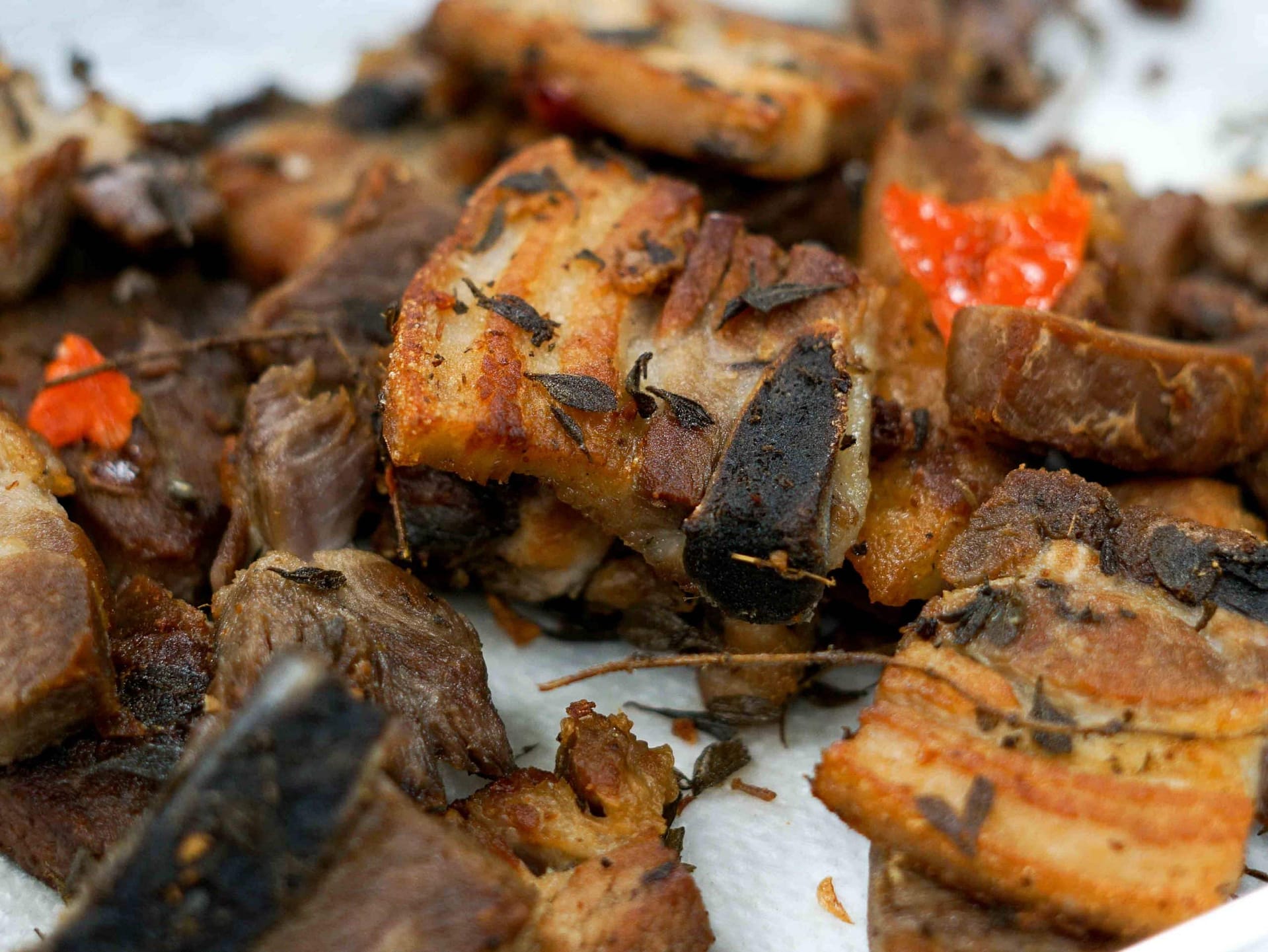 Garlic Pork via @eatahfood