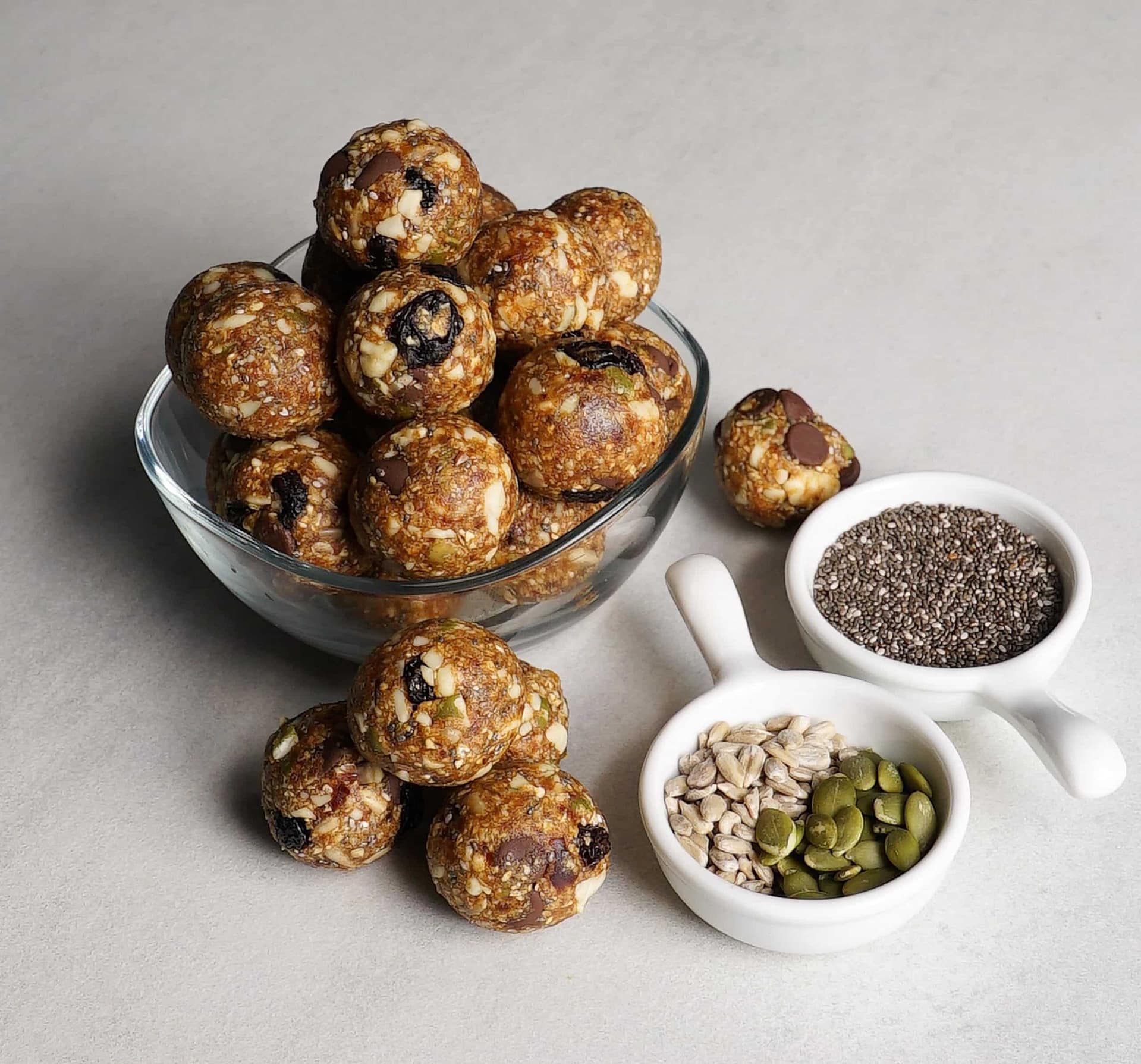 Granola energy bites via @eatahfood