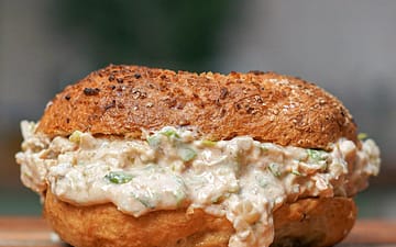 coconut bake bagels with cream cheese and smoke herring